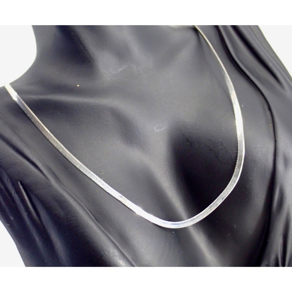 Sterling Silver Signed Herringbone Chain Necklace 18" Made in Italy 4.59 grams